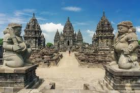 Hard working, trustworthy, reliable, compassionate person. 7 Candi Di Indonesia Yang Paling Megah Dan Bersejarah Bukareview