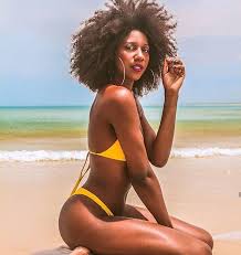 Veja vídeo com dicas práticas e rápidas! Como Fazer Fotos De Biquini Fotos De Biquini Biquini Pose Pra Foto