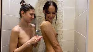 Lesbian shower sex - XVIDEOS.COM