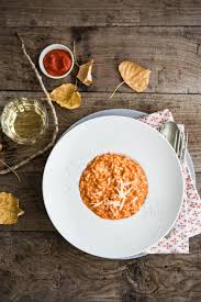 Non resta che scoprire come preparare il risotto con crema di peperoni! Risotto Con Crema Di Peperoni E Morlacco La Tarte Maison