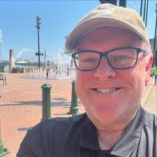 Michael Strole's Instagram, Twitter & Facebook