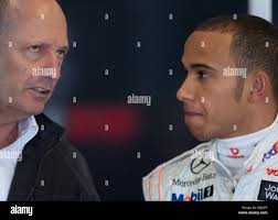 Dennis lewis hi-res stock photography and images