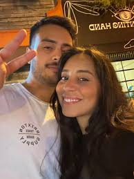 Marisa Wallace (@marisawallace0)