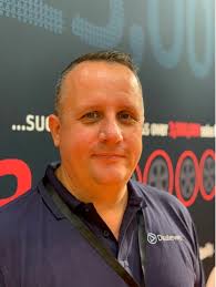 Dealerweb appoints Lee Coomber as business development director