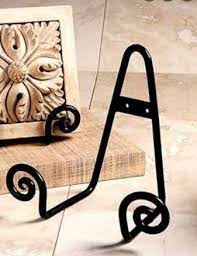 Fine home displays helps you select the best plate stand in the market by giving you a large variety of plate stands to choose from. Plate Stands And Hangers Scroll Set Of 4 For 9 15 Plates Plate Easels And Stands Plate Display Stands Plate Display Plates On Wall