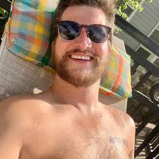 Let's start a REVOLUTION… 🫶 SIGN UP FOR PRESALE HERE:  https://laylo.com/liquidstranger/m/revolutiontour ▫️VIP Early Access starts  Tuesday 10/29 @ 10AM local time ▫️GA On Sale Wednesday 10/30 @ 10AM local  time Can't wait