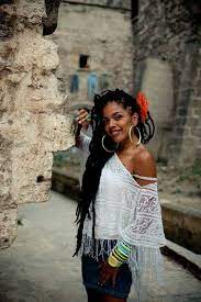 From Straight Hair To Box Braids The Afro Latina Interloper Latina Beauty Afro Latina Latina Women