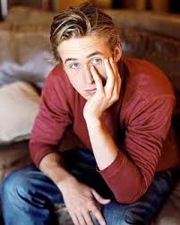 30 Best Ryan Gosling Haircuts Hairstyles 2020 Men S Style