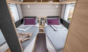 Перевод задания вычеркните лишнее слово. Interior