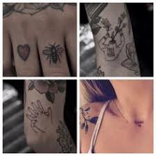 Julia michaels' chest tattoo meaning revealed: 10 Jules Ideen Hand Tattoos Tatowierte Frauen Cewe