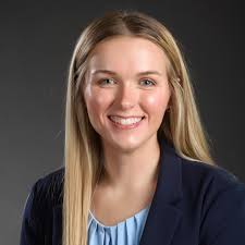 Please give a warm welcome to (one of our four) 2025-2026 DVM Interns: Dr.  Lauren Greiner! Our doctor interns spend a year at BVEH practicing medicine  in various area of the hospital