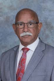 Glen Petit's Instagram, Twitter & Facebook