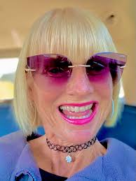 Chihuahua Mama T-shirt👇 Order here:  https://coolpetshome.com/products/chihuahua-mama-t-shirt