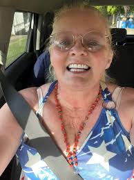 Introduction to a book club member