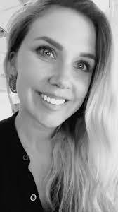 Kendra Ackerman's Instagram, Twitter & Facebook