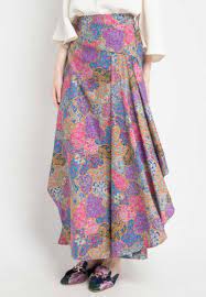 Rok micro, adalah rok yang panjangnya sampai batas pangkal paha. 30 Model Rok Batik Modern Lilit Panjang Pendek