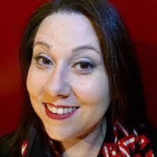 Kendra Waddell's Instagram, Twitter & Facebook