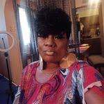 Etta Keyes's Instagram, Twitter & Facebook