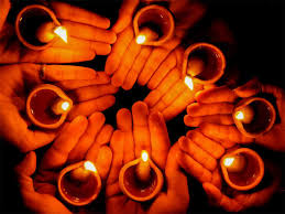 Earthen lamps in Amritsar - A 9-min blackout, diyas, flashlights ...
