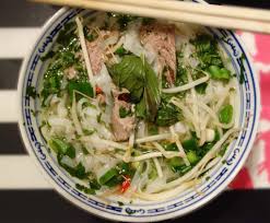 Pho Bo Vietnamesische Reisnudelsuppe Rezept Reisnudelsuppe Thai Gerichte Suppe