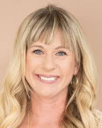 Susan Gilroy's Instagram, Twitter & Facebook