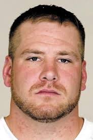 Colts cut DeMulling, O'Neil