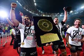 Le stade toulousain a remporté, samedi 15 juin, le bouclier de brennus et le titre de champion de france de top 14. Top 14 Quel Parcours Realise Le Vainqueur Du Championnat La Saison Apres Son Titre Actu Rugby