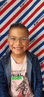 Estética de uñas & Peluquería Denisse