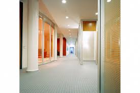 Sinnerschrader's focus is on strategy, creation and development of digital products and services. Accenture H2o