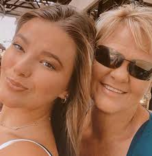 Haley monroe (@haley.monroe) • Instagram-foto's en -video's