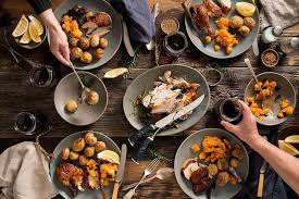 B) what are the symbols of christmas? 20 Recipes For A Traditional British Christmas Dinner British Christmas Dinner Recipes Dinner Dinner Recipes English Christmas Dinner