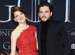 'jeg kan ikke vente med at møde det nyeste medlem af vores familie'. Kit Harington And Rose Leslie Have Baby Boy The Independent