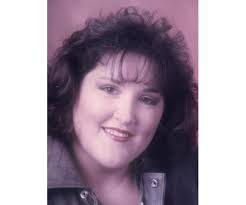 Shelly Clements's Instagram, Twitter & Facebook