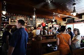 The topic kind of is my interest but so far i only went once because of one of the following there are a few nerds who show up at every single group event and scare away more normal people. 5 Reasons Singles Need To Try Meetup Com