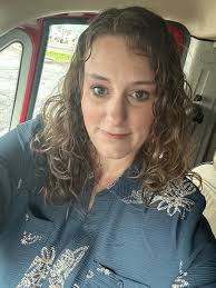 Looking for a place to purchase a new complete aquarium set up for my grand  nieces 6th birthday. Is there such a place in Michigan City?