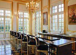 A Billionaire S Fairytale Replica Chateau Sitting Empty Next To Versailles Chateau Louis Chateau Architecture