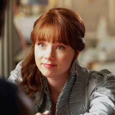 Congratulations to Eloise Bridgerton! Celebrate with this Bridgerton edit