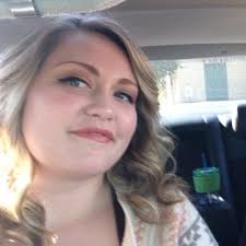 Ashley Mavis (@ashleymmavis)