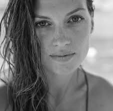 MEET VANESSA BREUER: IBIZA-BASED MUMMA, MODEL & THERAPEUTIC CHEF