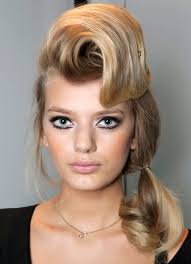 1950s hairstyles for women complimented the new look fashion set in 1947 with hair that was shorter, looser, and required less work that than previous decades of waves, pin curls, and victory rolls. Rockabilly Hairstyles Loshairos Com
