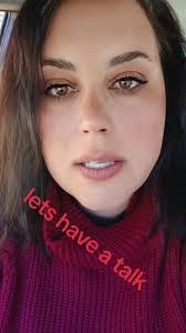 Amber Cochrane's Instagram, Twitter & Facebook