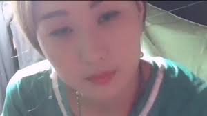 无聊了发个自拍，这个小妹妹你喜欢吗？_手机新浪网