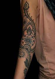 Mandala Tattoo 33 Antike Vorlagen Und Designs Als Inspiration Sleeve Tattoos For Women Tattoos Floral Tattoo Sleeve