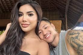 Millen Cyrus perlihatkan perut buncit disertai caption 17 minggu, netizen:  Sejarah terepic di bumi