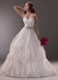 7,323 likes · 273 talking about this. 2 Wedding Dress Tumblr Maggie Sottero Abiti Da Sposa Quinceanera