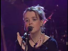 8 Ye Banks And Braes Holly Tomas Youtube In 2020 Celtic Music Folk Song Folk Music