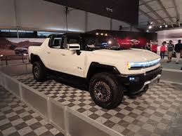 When you're on the highway, the new hummer will include what is the closest tech you'll get. 7elyppjfoer1am