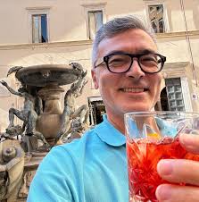 Raymond Flournoy (@raymond_flournoy) • Instagram photos and videos