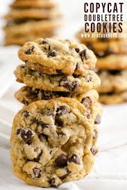 Chocolate Chip Cookies Doubletree Copycat Recipe In 2020 Easy Cookie Recipes Best Cookie Recipes Cookies Recipes Chocolate Chip