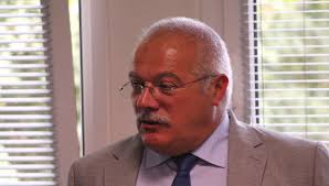 Il faut qu'on arrête le quoi qu'il en coûte" estime Bruno Lucas, le patron  du Medef en Mayenne